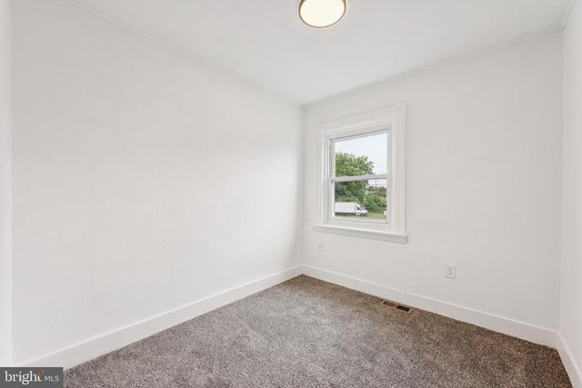 818 SYLVAN ST, Camden, NJ 08104