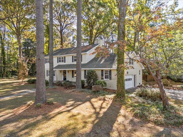 3805 Chelwood LN, Virginia Beach, VA 23452