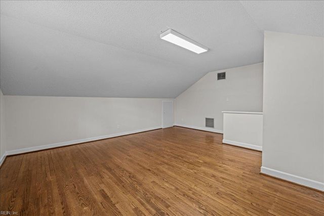 3805 Chelwood LN, Virginia Beach, VA 23452