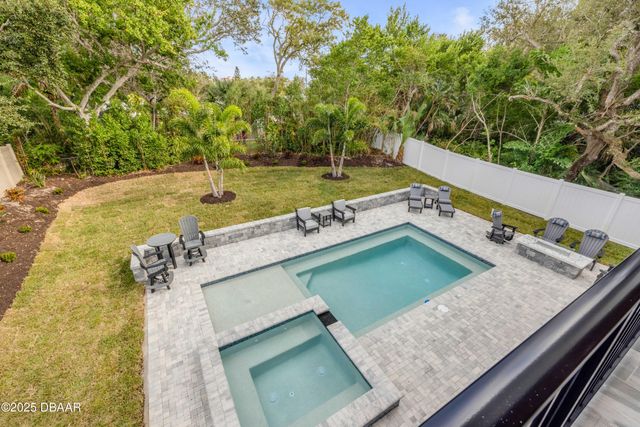 511 Yupon Avenue, New Smyrna Beach, FL 32169