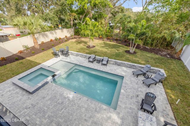 511 Yupon Avenue, New Smyrna Beach, FL 32169
