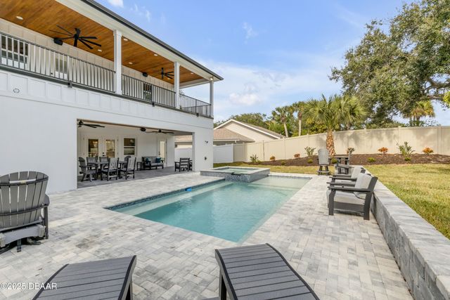 511 Yupon Avenue, New Smyrna Beach, FL 32169
