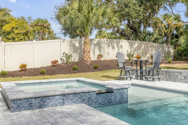 511 Yupon Avenue, New Smyrna Beach, FL 32169