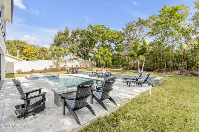 511 Yupon Avenue, New Smyrna Beach, FL 32169