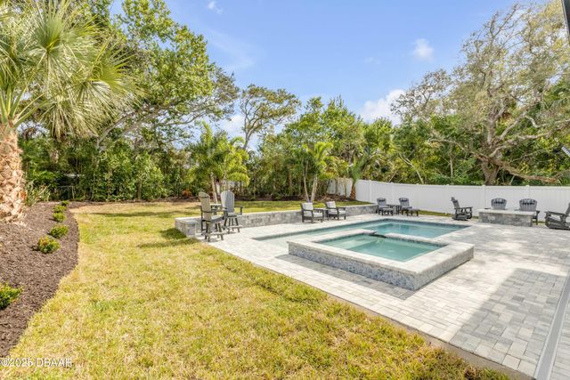 511 Yupon Avenue, New Smyrna Beach, FL 32169