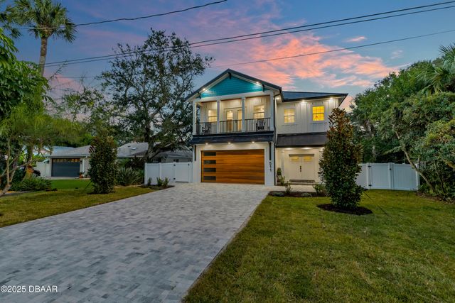 511 Yupon Avenue, New Smyrna Beach, FL 32169