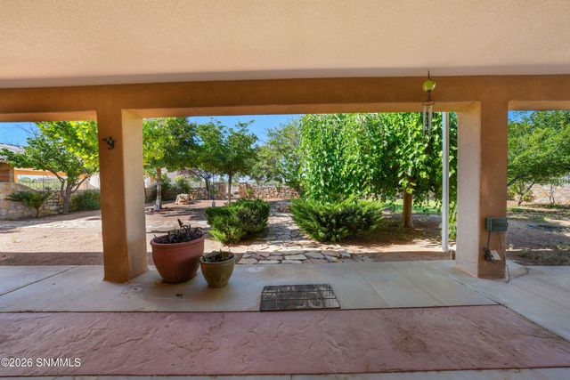 7650 Cortez Drive, Las Cruces, NM 88011