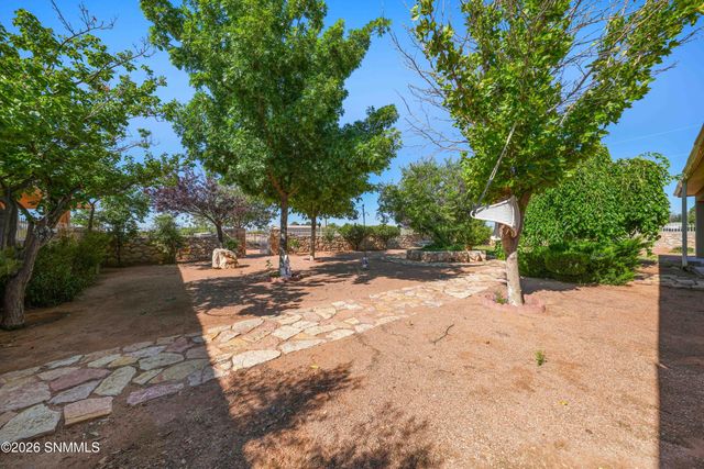 7650 Cortez Drive, Las Cruces, NM 88011