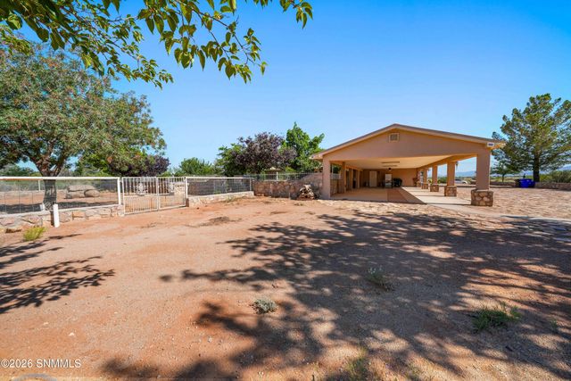 7650 Cortez Drive, Las Cruces, NM 88011