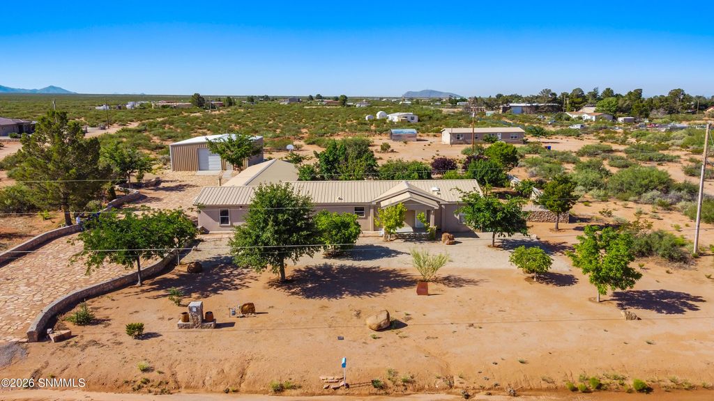 7650 Cortez Drive, Las Cruces, NM 88011