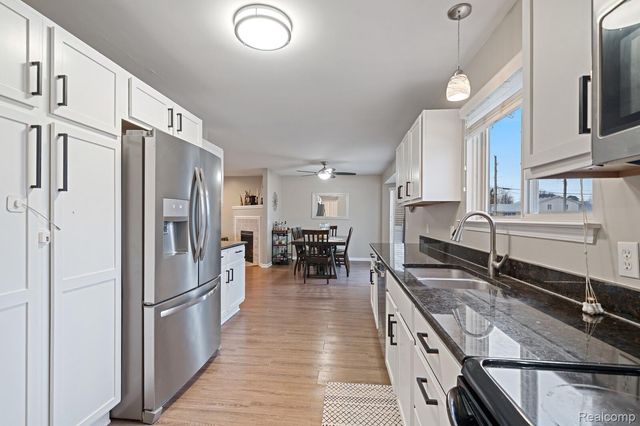 23342 Grandy Street, Clinton Charter Township, MI 48035