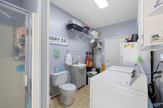 500 Oak Trail NE, Hartselle, AL 35640