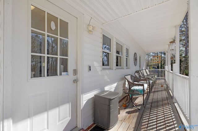 500 Oak Trail NE, Hartselle, AL 35640