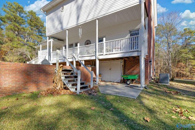 500 Oak Trail NE, Hartselle, AL 35640