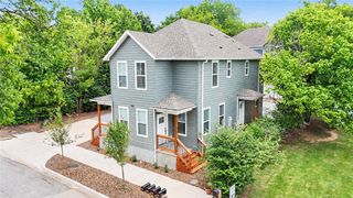 588 S Willow Avenue 2, Fayetteville, AR 72701
