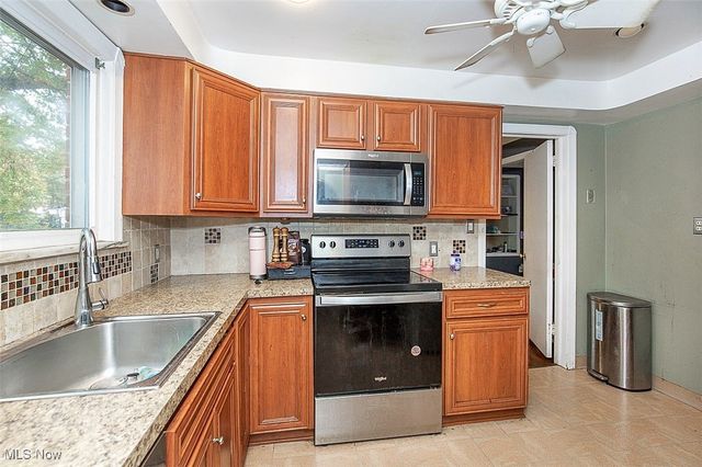 1022 S Belvoir Boulevard, South Euclid, OH 44121