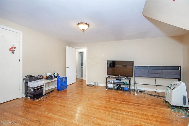 1022 S Belvoir Boulevard, South Euclid, OH 44121