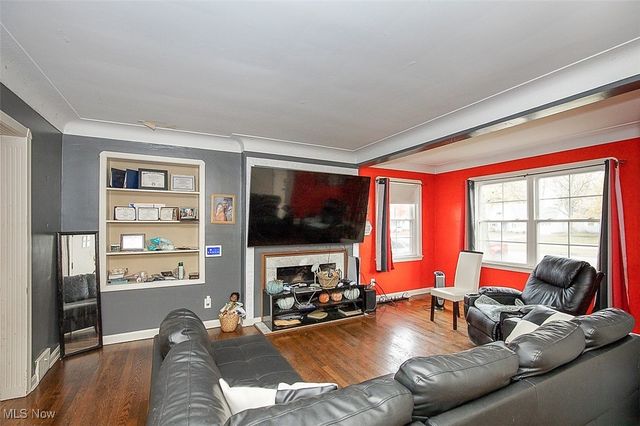 1022 S Belvoir Boulevard, South Euclid, OH 44121