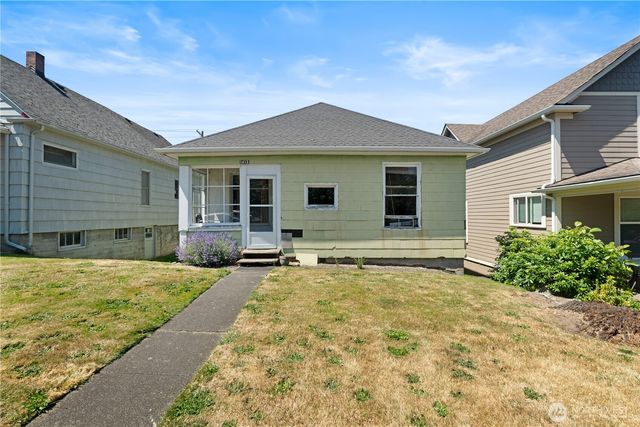 1413 N Garden, Bellingham, WA 98225