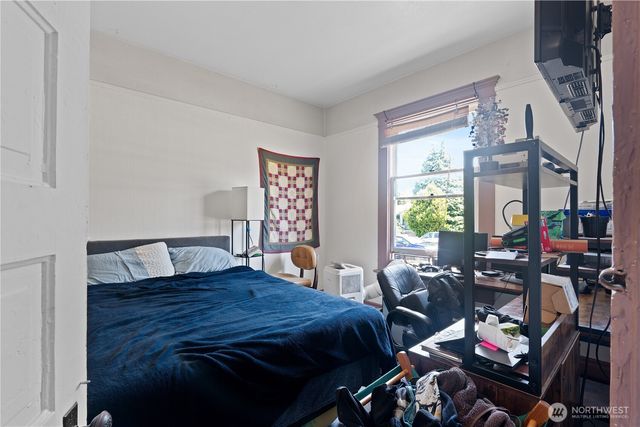 1413 N Garden, Bellingham, WA 98225