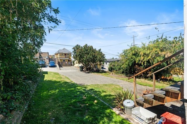 1413 N Garden, Bellingham, WA 98225