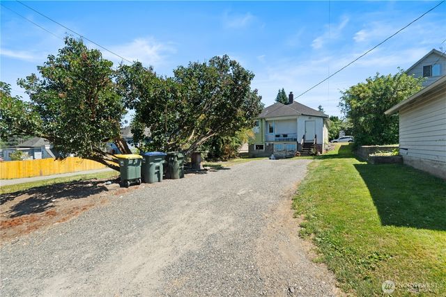 1413 N Garden, Bellingham, WA 98225