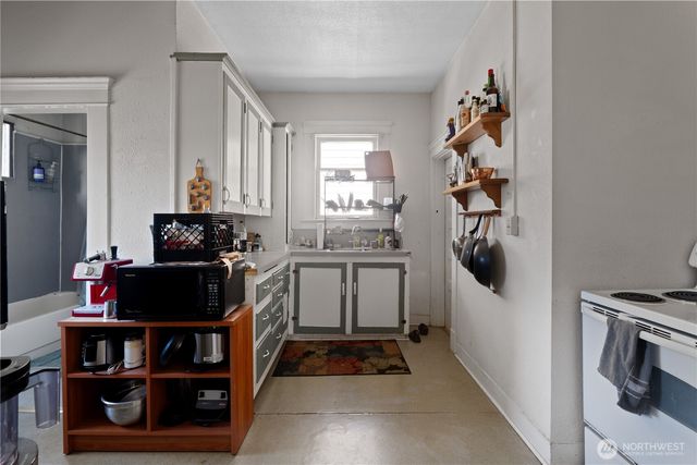 1413 N Garden, Bellingham, WA 98225