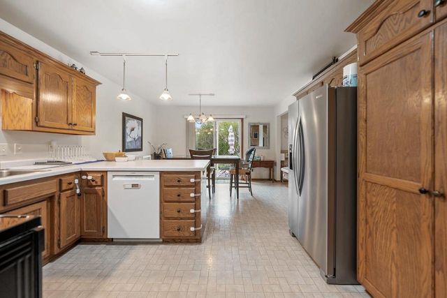 1781 BRIARWOOD COURT, De Pere, WI 54115