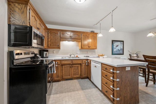 1781 BRIARWOOD COURT, De Pere, WI 54115