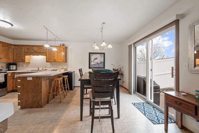 1781 BRIARWOOD COURT, De Pere, WI 54115