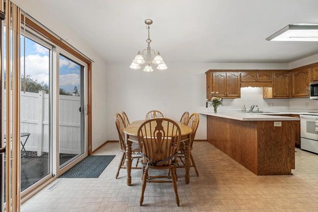1781 BRIARWOOD COURT, De Pere, WI 54115