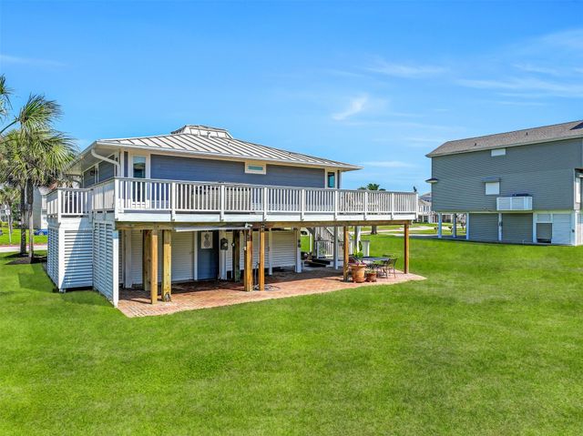 4207 Maison Rouge Court, Galveston, TX 77554