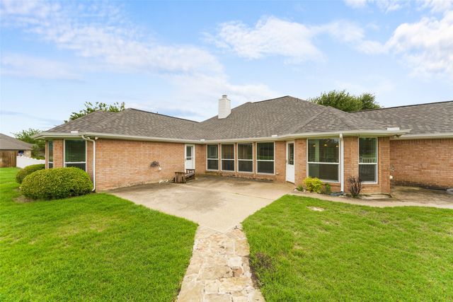 830 S Clinton Lane, Midlothian, TX 76065