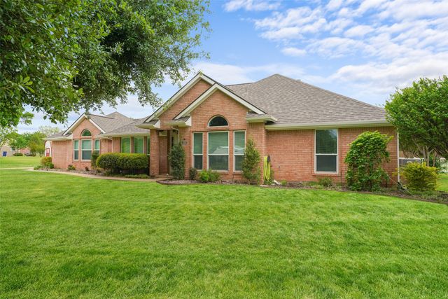 830 S Clinton Lane, Midlothian, TX 76065