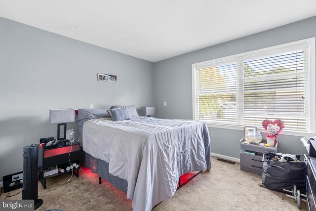 733 BIRCH AVE, Penndel, PA 19047