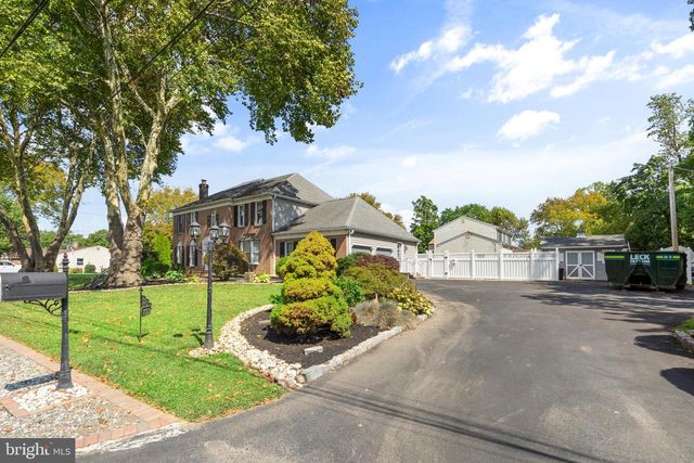 733 BIRCH AVE, Penndel, PA 19047