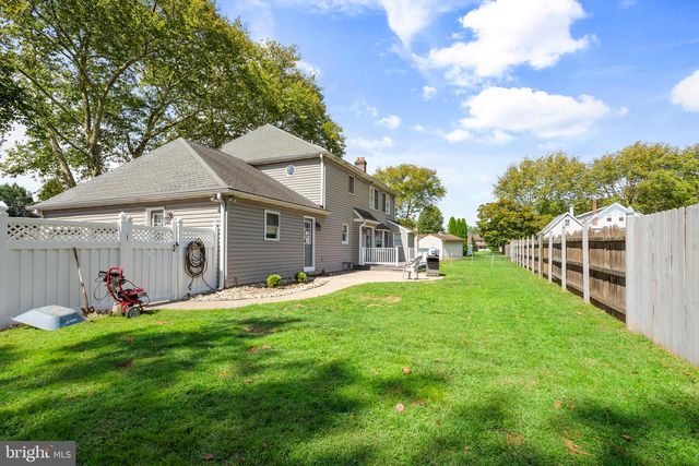 733 BIRCH AVE, Penndel, PA 19047