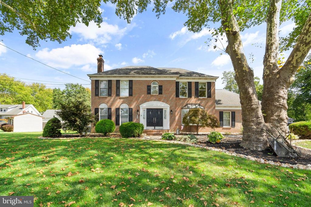 733 BIRCH AVE, Penndel, PA 19047