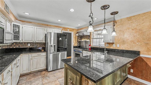 4233 HOMEWOOD LANE, Lakeland, FL 33811