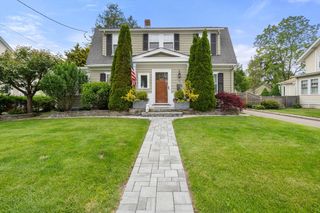 39 Stevens Road, Needham, MA 02492