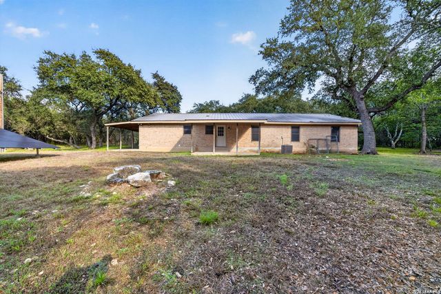 190 Rosenberry, Bulverde, TX 78163