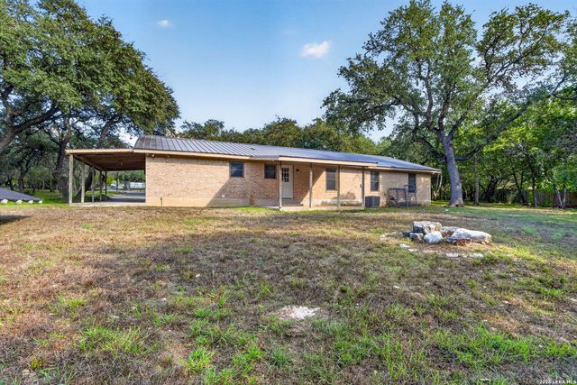 190 Rosenberry, Bulverde, TX 78163