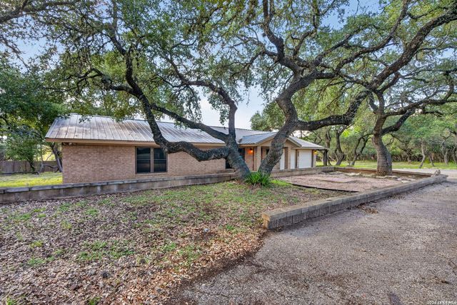 190 Rosenberry, Bulverde, TX 78163