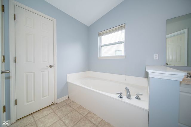 5715 Bruce Boulevard, Noblesville, IN 46062