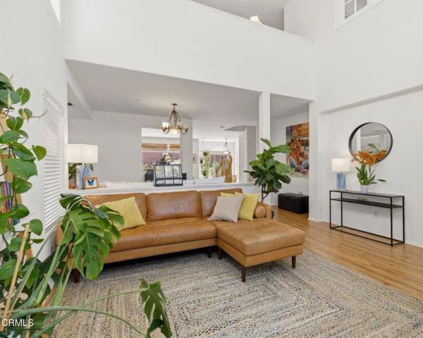 620 Saratoga Avenue, Ventura, CA 93003