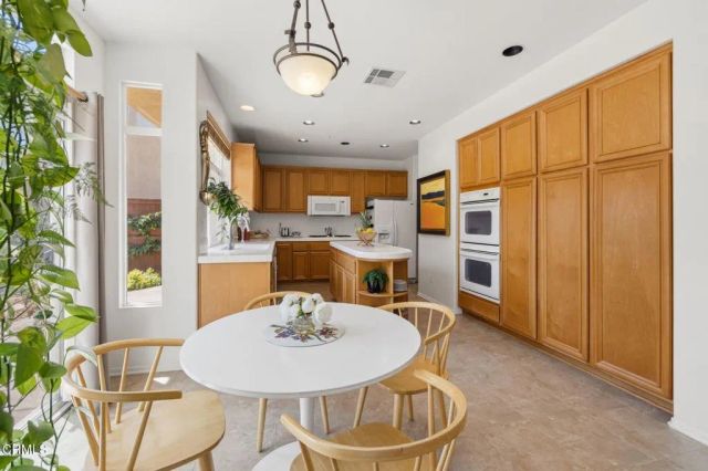 620 Saratoga Avenue, Ventura, CA 93003