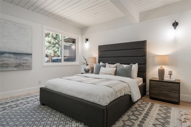19322 Saylor Terrace, North Tustin, CA 92705