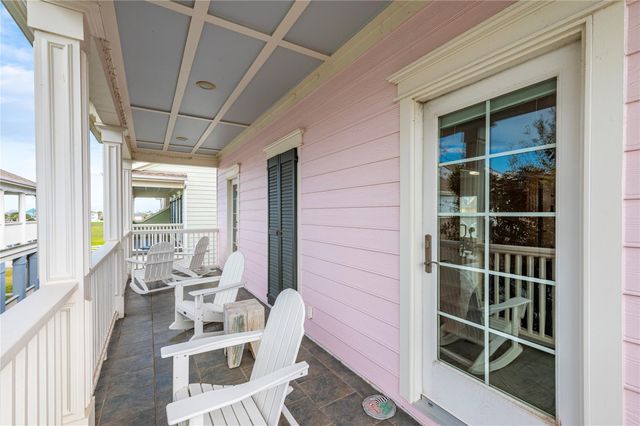 90 Island Passage, Galveston, TX 77554