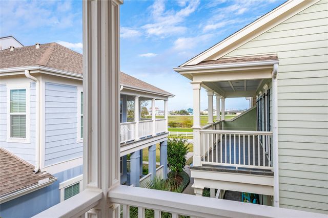 90 Island Passage, Galveston, TX 77554