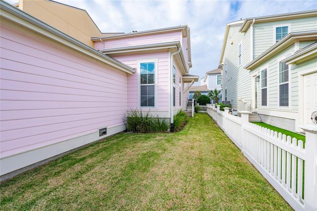 90 Island Passage, Galveston, TX 77554